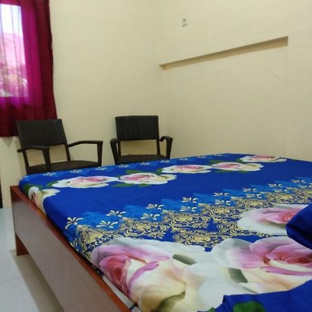 Kelapa Gading Homestay Syariah Redpartner بانيووانجى المظهر الخارجي الصورة