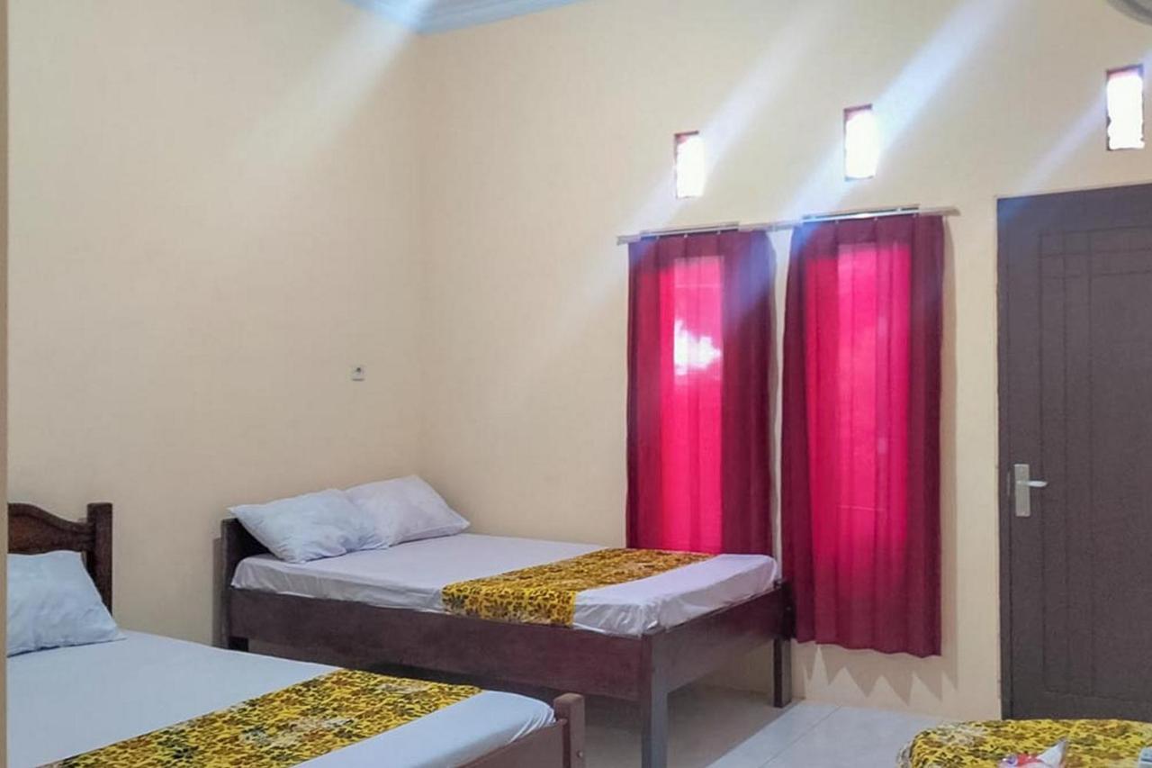 Kelapa Gading Homestay Syariah Redpartner بانيووانجى المظهر الخارجي الصورة