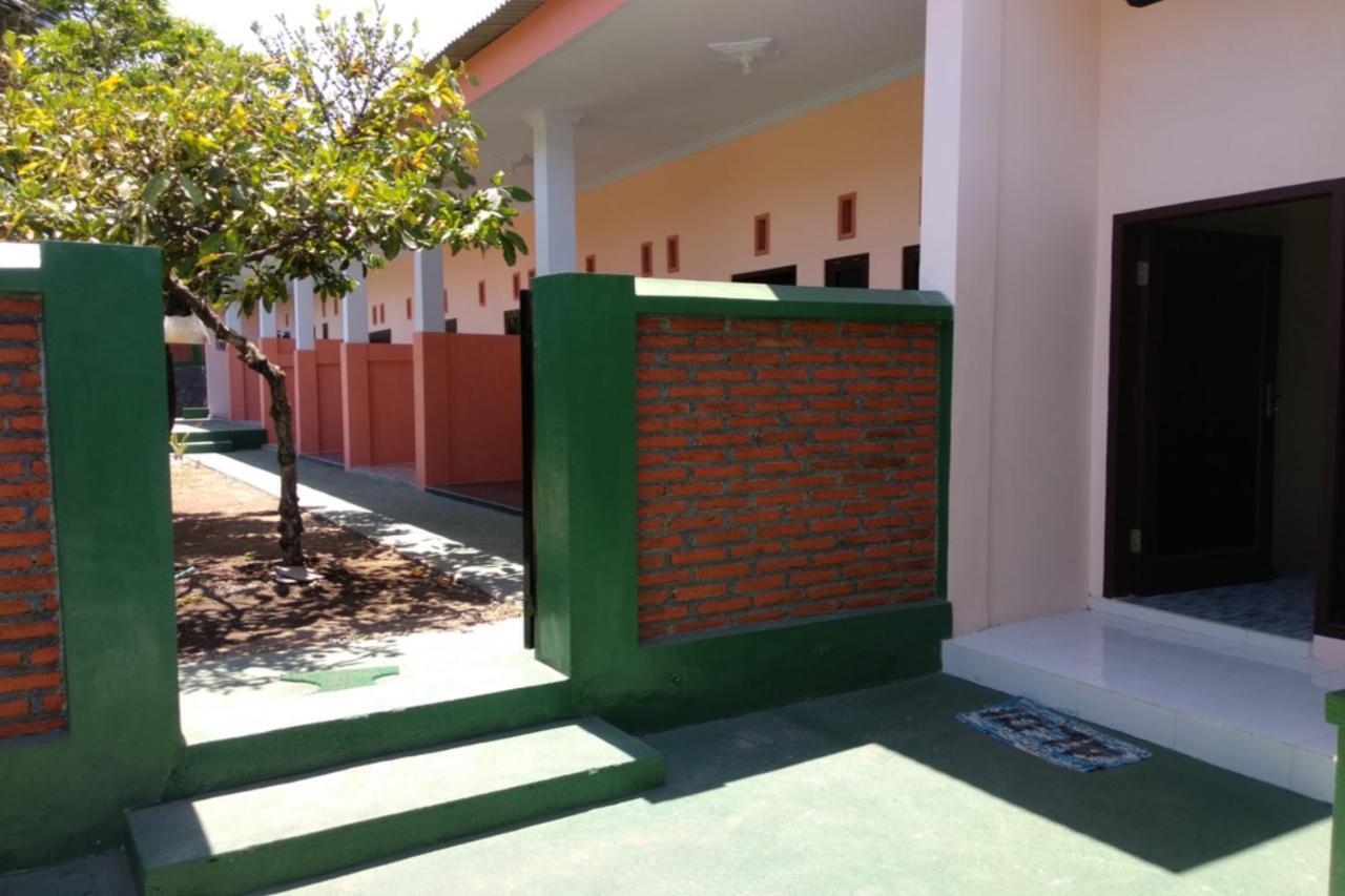 Kelapa Gading Homestay Syariah Redpartner بانيووانجى المظهر الخارجي الصورة