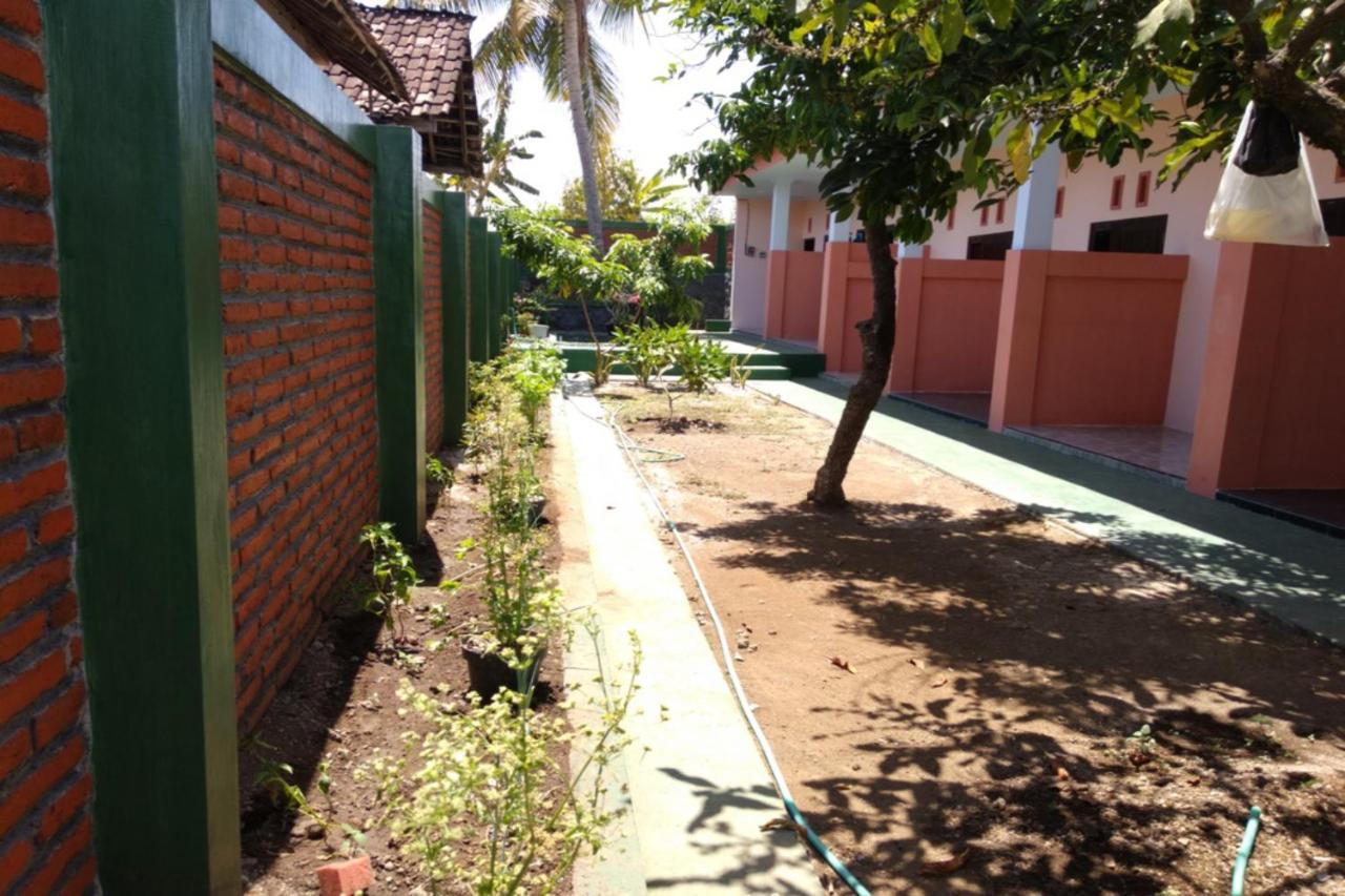 Kelapa Gading Homestay Syariah Redpartner بانيووانجى المظهر الخارجي الصورة